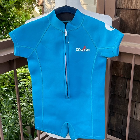 two bare feet Swim Two Bare Feet Body Glove Style Shorty Wetsuit